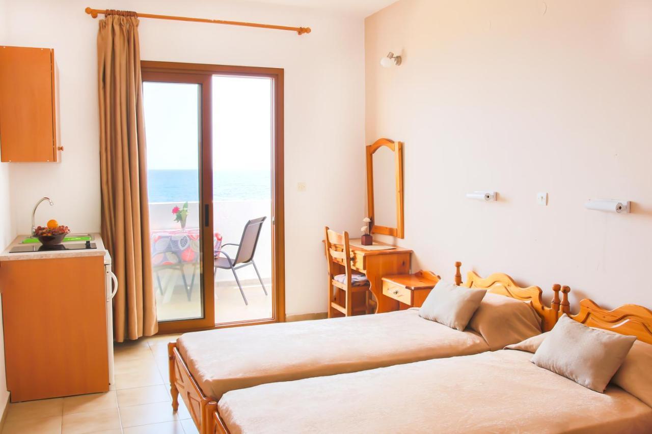 קרפאטוס Hotel Krinos מראה חיצוני תמונה
